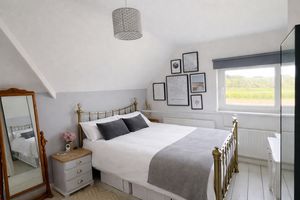 Photo 4- click for photo gallery